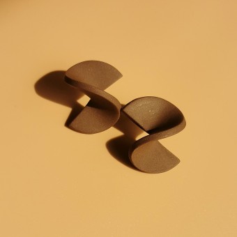 Gedreht | Statement-Ohrstecker | Santoclay