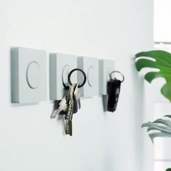Superstarker Schlüsselmagnet - nachhaltig aus pflanzlichem Kunststoff hergestellt und architektonisch im Design - von Grellroth Design
