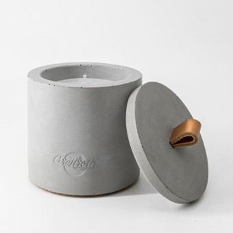 Nachfüllbares Beton-Indoor-Feuer “LIGHT M” – mit Ledergriff Farbe Cognac - Ideal Wachsreste verbrauchen