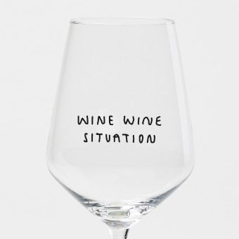 "Wine Wine Situation" Weinglas by Johanna Schwarzer × selekkt