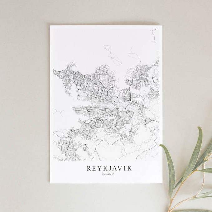 REYKJAVÍK als hochwertiges Poster im skandinavischen Stil von Skanemarie