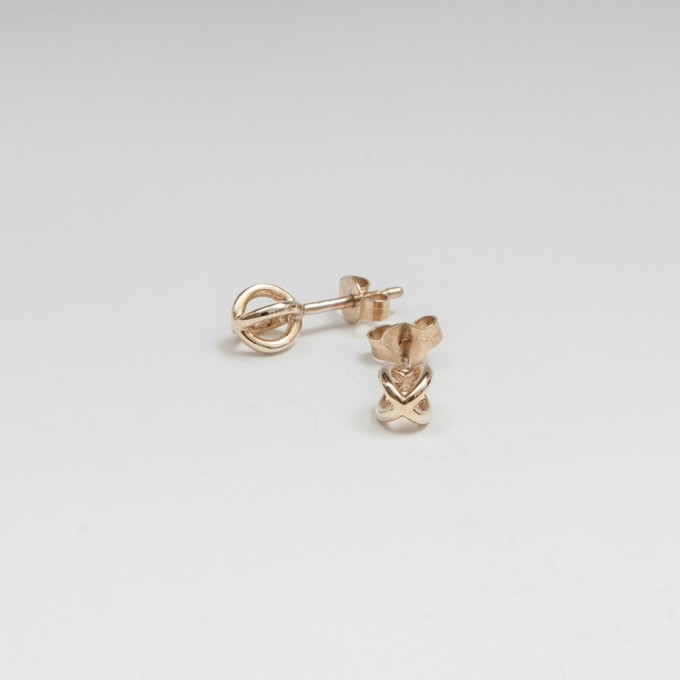 Jonathan Radetz Jewellery, Stecker KISSKISS, Gold 375