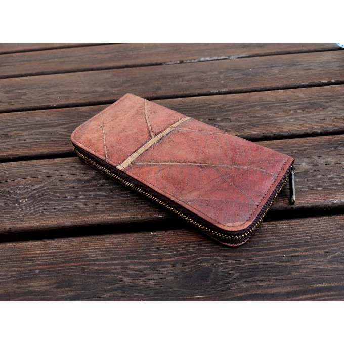 Portemonnaie/ Geldbörse aus recycelten Blättern, Nachhaltige vegan Brieftasche mit Zipper in Rot/ Braun - Vegan & umweltfreundlich BY COPALA