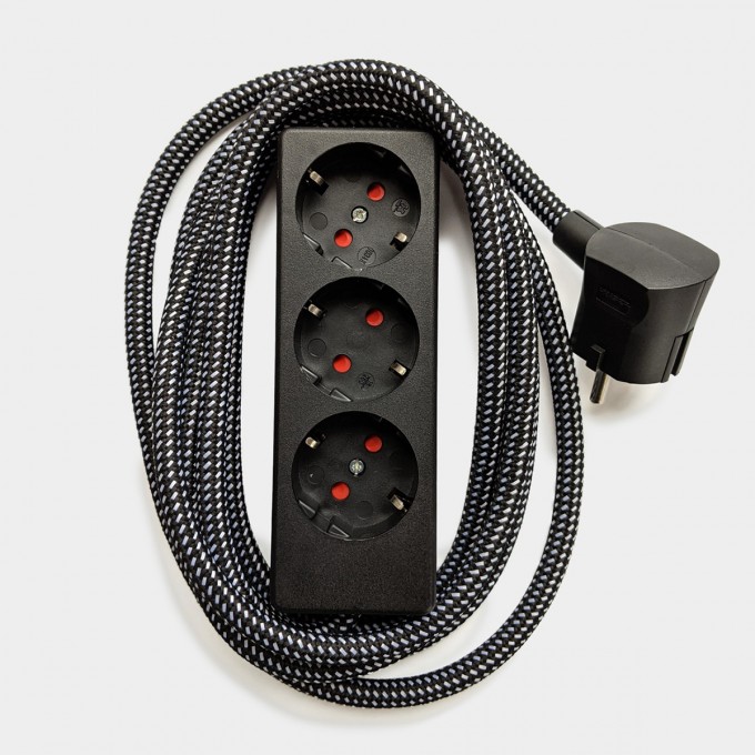Njustudio schwarze Steckerleiste mit 3m Textilkabel (black&white)