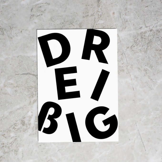 Loveisthenewblack — Postkarte "Dreißig"