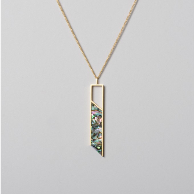 Teresa Gruber 
Anhänger "Mother of pearl- two"
925 Silber