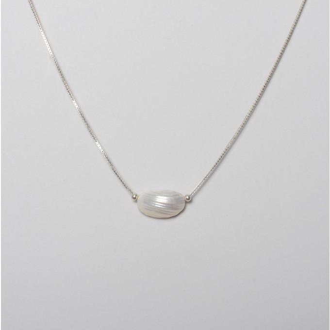 Teresa Gruber 
Kette "Mother of pearl- Shell" 
925 Silber
