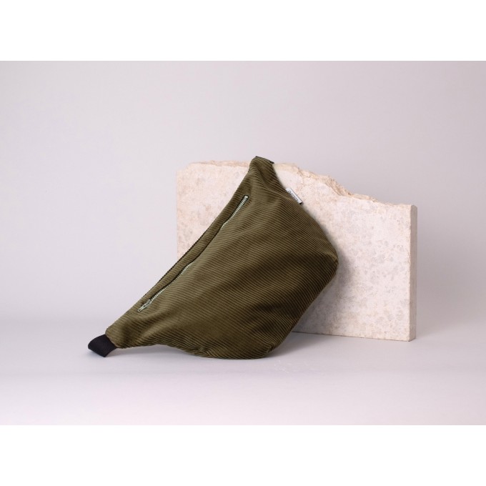 ZACAMO – Bauchtasche • Cord • L • olivgrün •