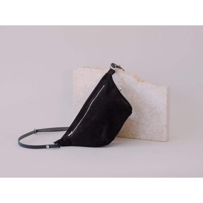 ZACAMO – Bauchtasche • Cord • tiefschwarz