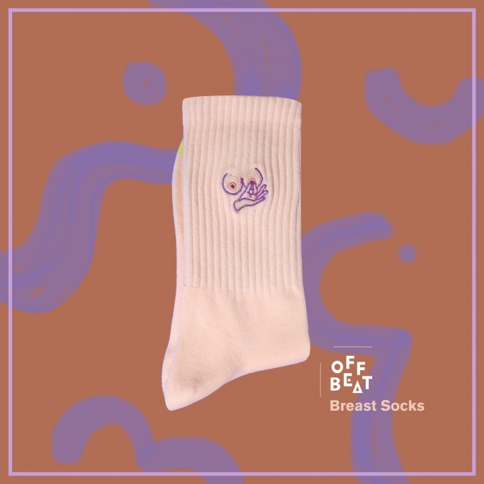 Bestickt Brust Socken von Offbeat