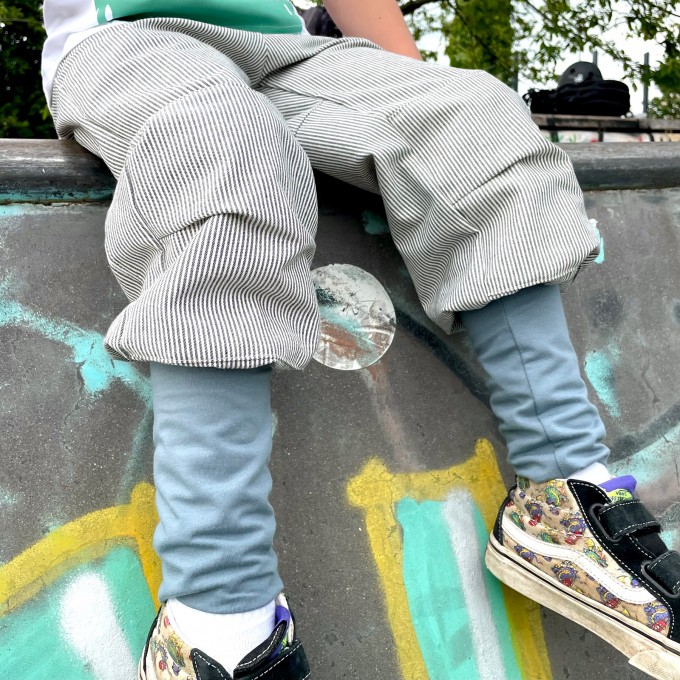 Wunschbrunnen | Buddelhose "Stripes" | kids | Nebel/Natur
