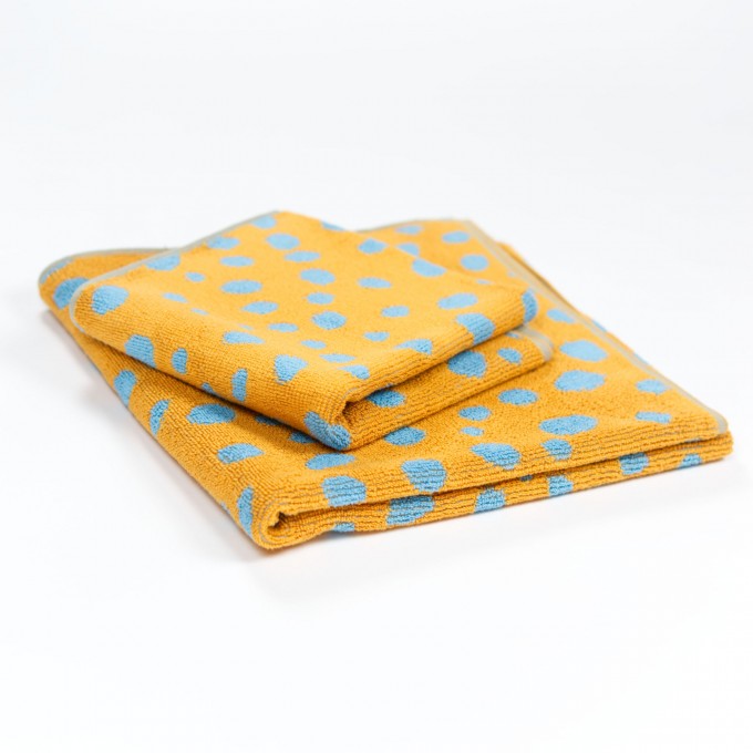 Towel.Studio | Frottee Badetuch Pebbles | Caramel & Sky