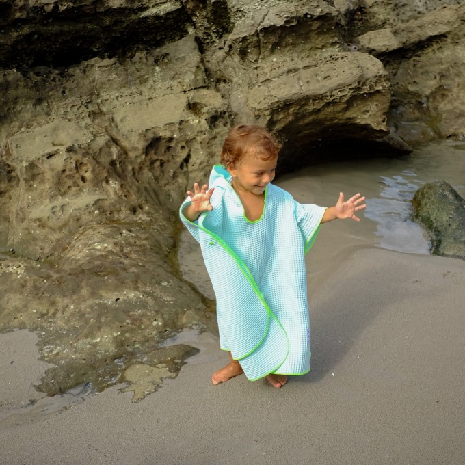 We Make Patterns - Kinderponcho Baden Mint (2-5 J.)