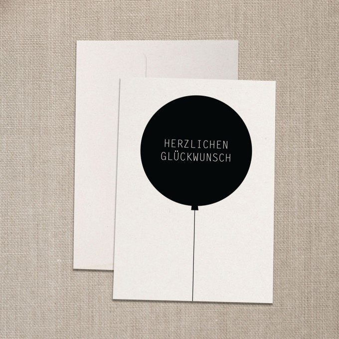 Love is the new black – Grußkarte "Herzlich"