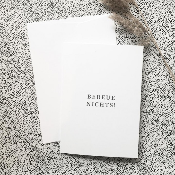 SALE - Love is the new black – Grußkarte "Bereue nichts"