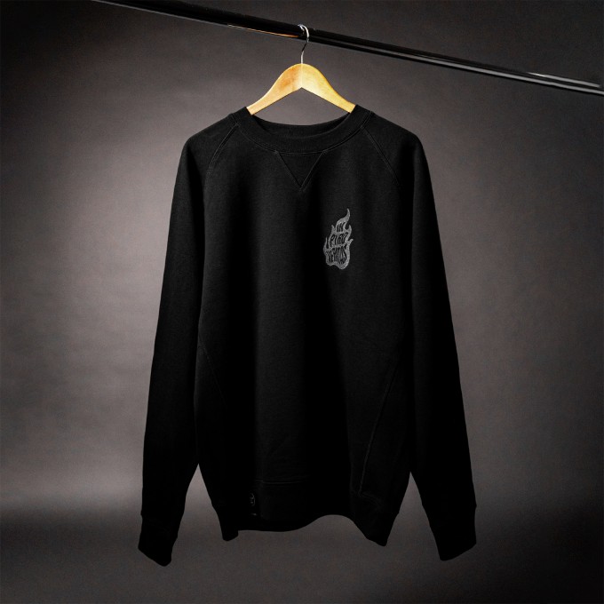 Crewneck PYRO für Fußballfans von HANDS OF GOD