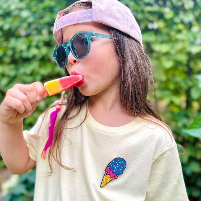 Kids Fun T-Shirt "Sunshine Fizz 2" mit Zwei Austauschbaren Patches | PHILOSOPHIE