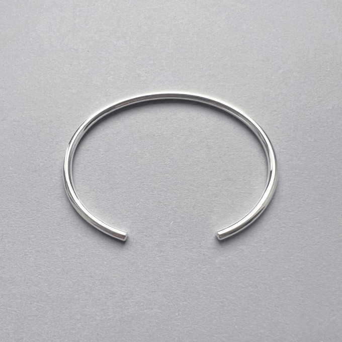 Teresa Gruber 
Armreif "Cuff" 
925 Silber