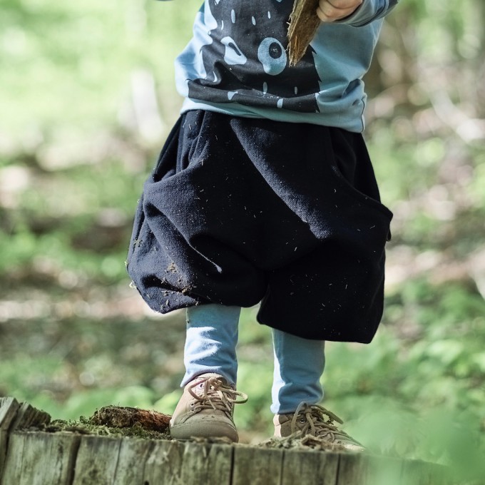 Wunschbrunnen | Knickerbocker  "Kleine Raupe" | kids | Nebel/Schwarz/Schwarz
