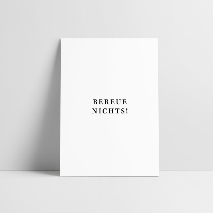 Love is the new black- Postkarte "Bereue nichts"