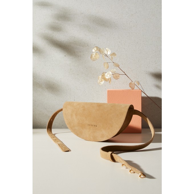 LELLOR Halfmoon Bag "Lion"