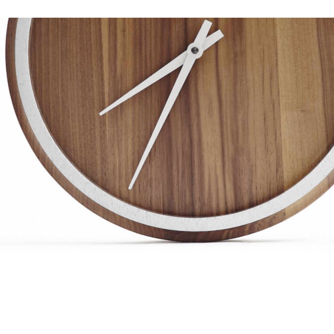 OTONO-DESIGN Wanduhr Madera Nussbaum
