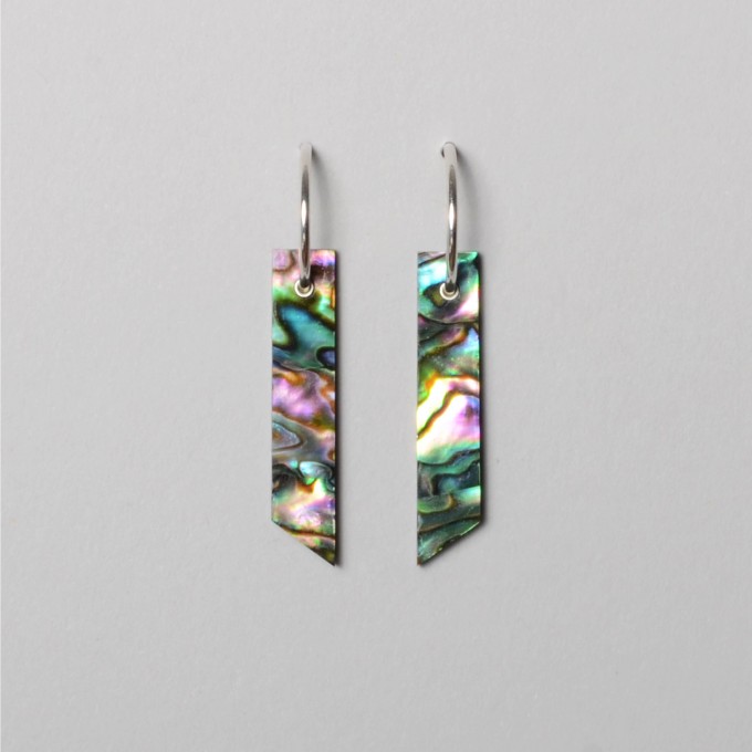 Teresa Gruber 
"Creolen- mother of pearl"
925 Silber