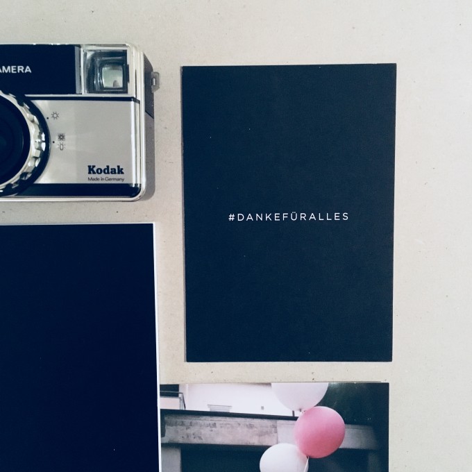 Love is the new black - Postkarte -
Danke für alles 