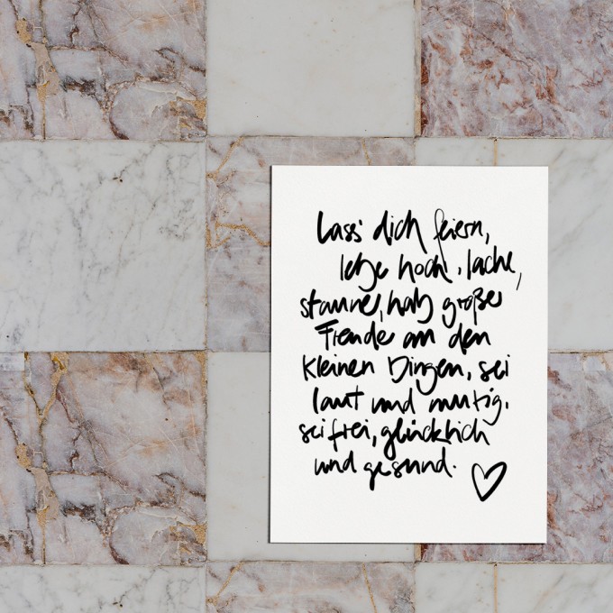 Love is the new black - Postkarte -
Lass dich feiern 