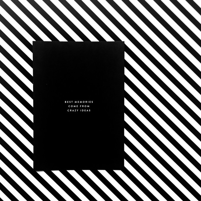 Love is the new black - Postkarte - 
Memories 
