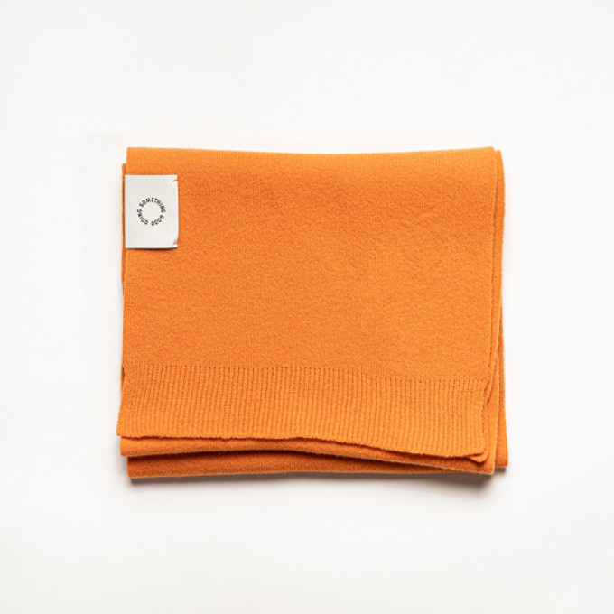 Doing Something Good – Schal Orange – Paradise Security 
