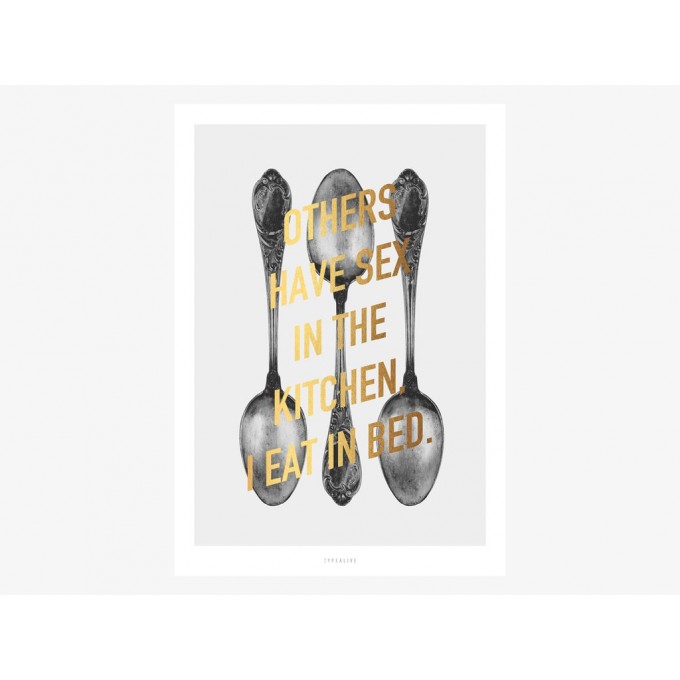 typealive / Eat in Bed