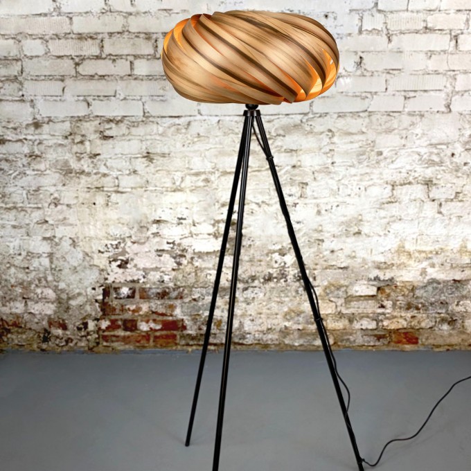 Gofurnit Tripod-Stehleuchte - Kollektion 'Quiescenta' aus Amberbaum