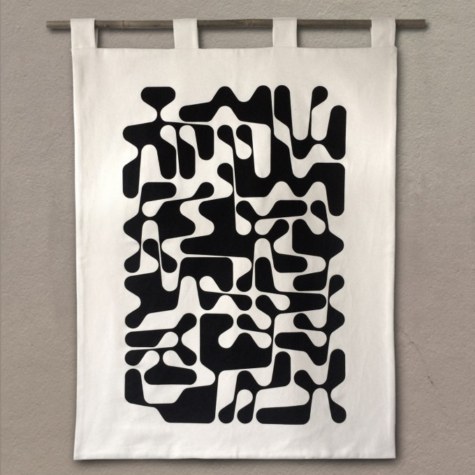 Print now - Riot later ● Sanscript Wandbehang, Stoffsiebdruck
