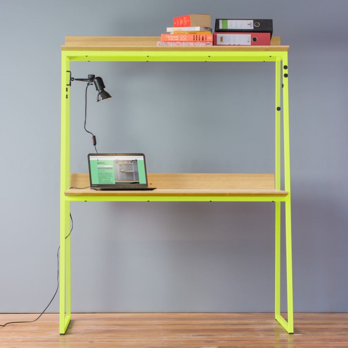 FROMME & BLUM /// Schreibtisch 'Sweet Work' in Eiche, Blitzgelb