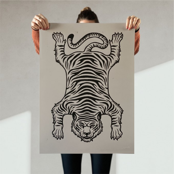 Juliana Fischer - Tiger - Linoldruck, Rotgrau meliert, 50x65 cm