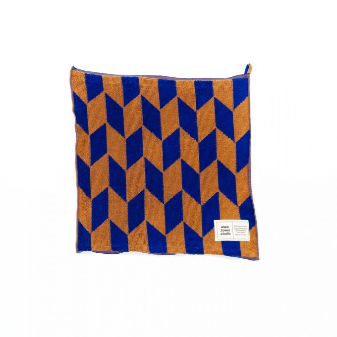 Towel.Studio | Arrow Tail Küchenhandtuch | Azure & Chestnut