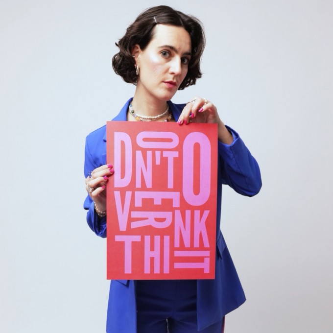 annieannie - don't overthink it poster (rot)