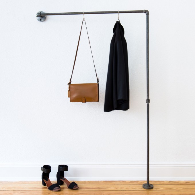 various Garderobe & Kleiderstange für schmalen Flur - Industrial Design aus Wasserrohr und Temperguss HALLWAY