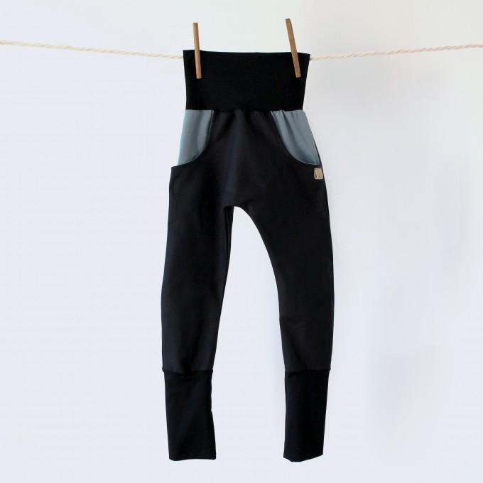 Wunschbrunnen | Knickerbocker  "Kleine Raupe", schmal | kids | Schwarz/Nebel/Schwarz
