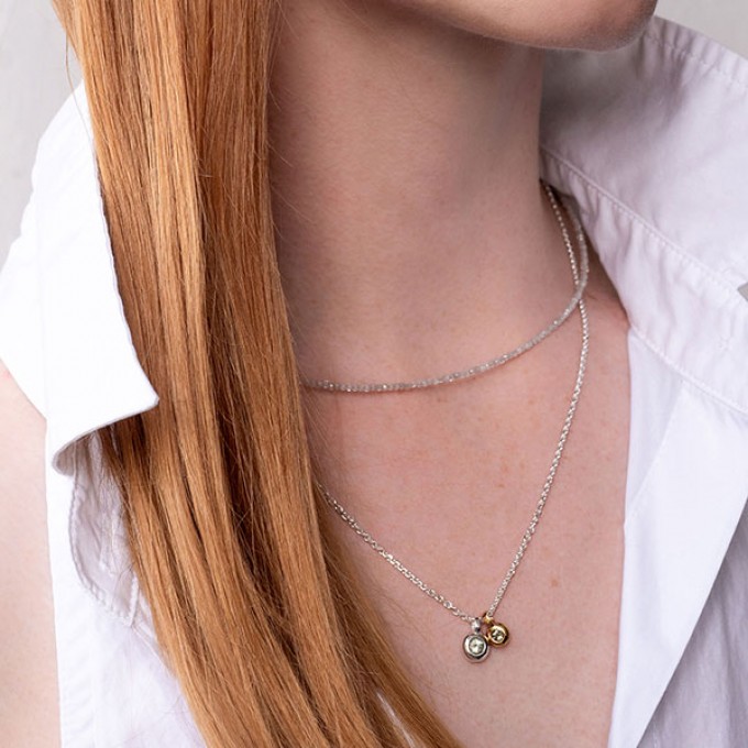 related by objects - fine gem choker - halsreif mit Edelsteinen und goldplattiertem Verschluss