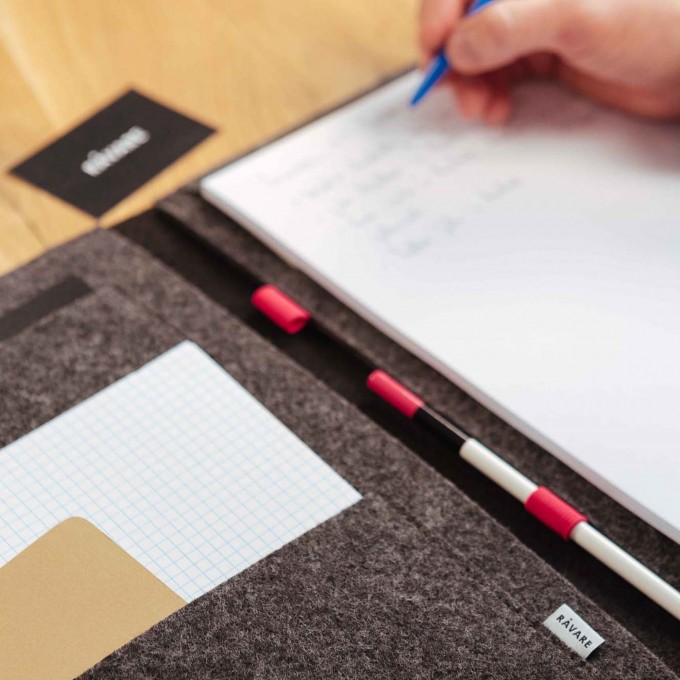 RÅVARE Stilvolle Dokumentenmappe A4 aus Filz, für Tablets ≤13″, für MacBook 12"