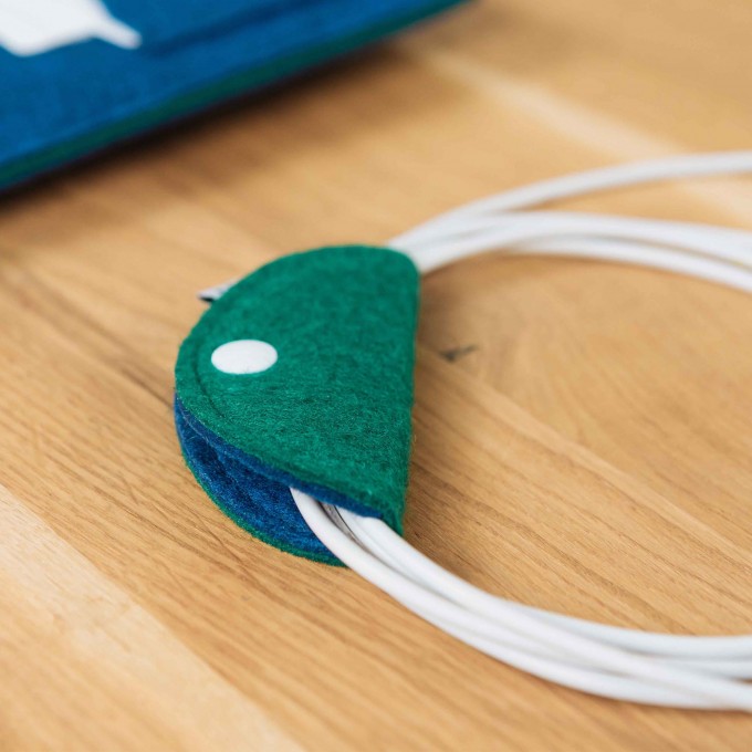 RÅVARE Funktionaler Kabelhalter für Köpfhörer oder Ladekabel, um dein Kabelgewirr zu ordnen