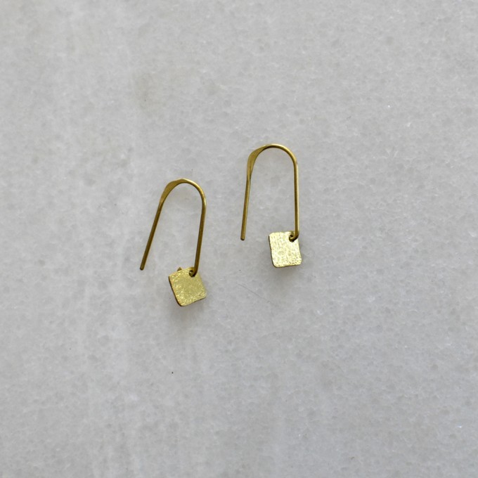Gudbling // Kleine minimalistische Quadrat Ohrhänger