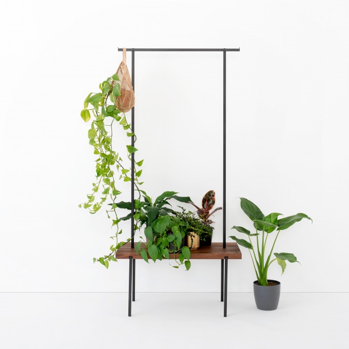 weld & co Garderobe Nussbaum 01 - in schwarz oder weiß